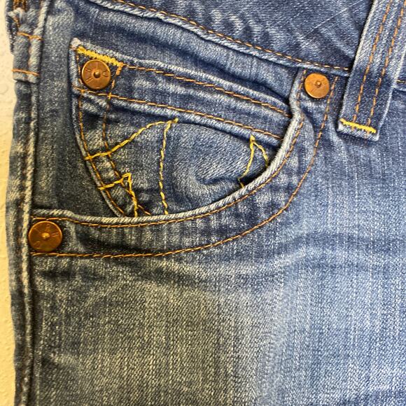 True Religion Hi-Rise Bootcut Medium Wash Blue Jeans EUC Sz 28 Cotton - Picture 4 of 15